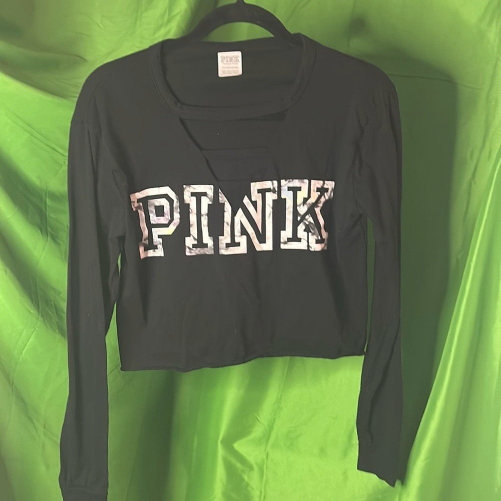 VSX Pink Black w "PINK" in Tie-Dye, Lace Up Vneck, L Slv, Crop Top 2017 S